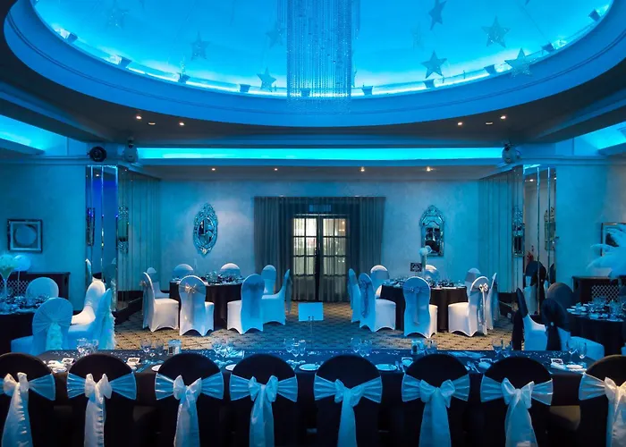 Cumberland Hotel - Oceana Collection